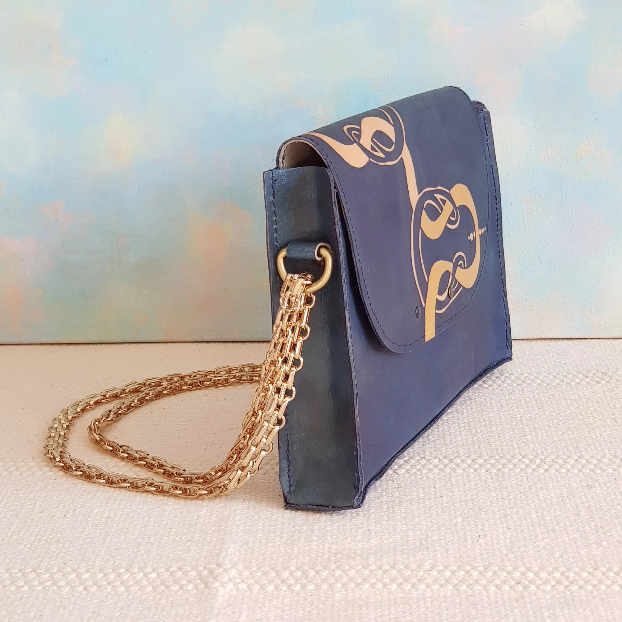 ELLE, indigo leather shoulder bag with adjustable handle