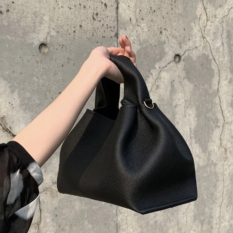 Larsa Handbag
