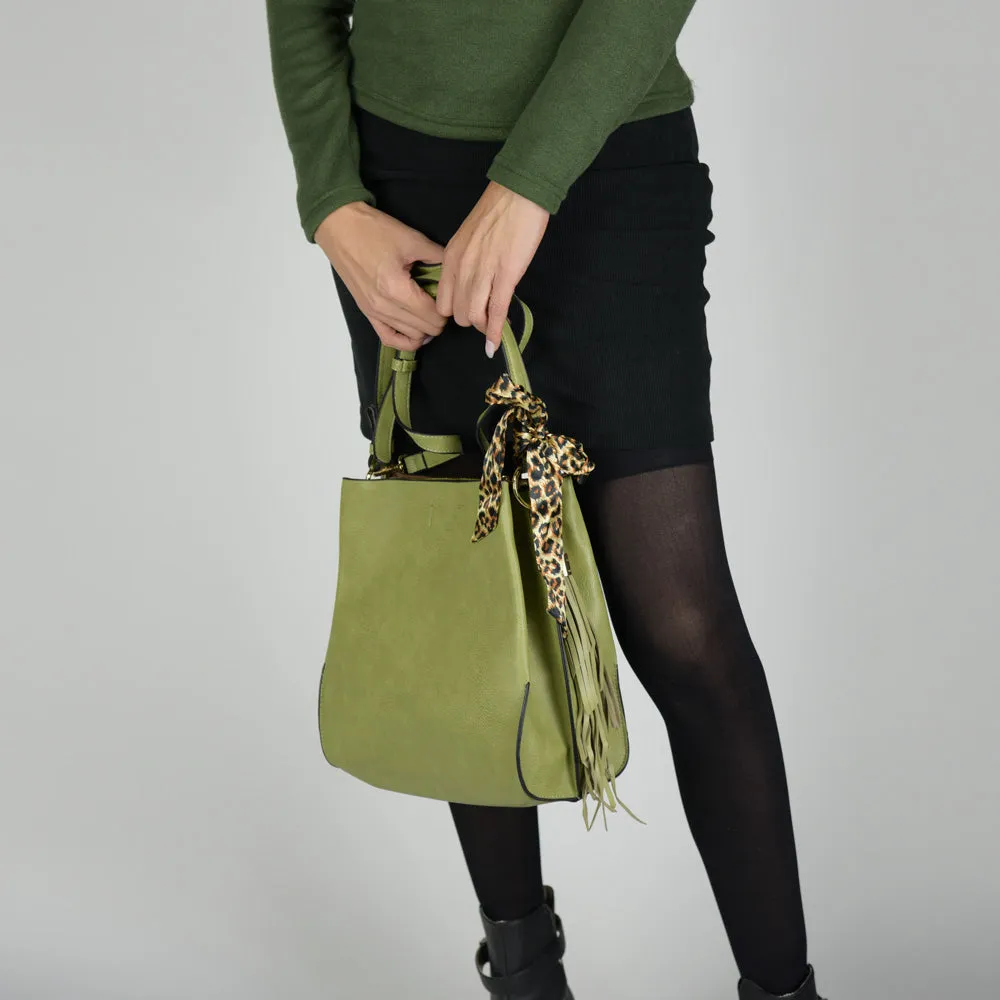 Stylish Tote style with Fun accents